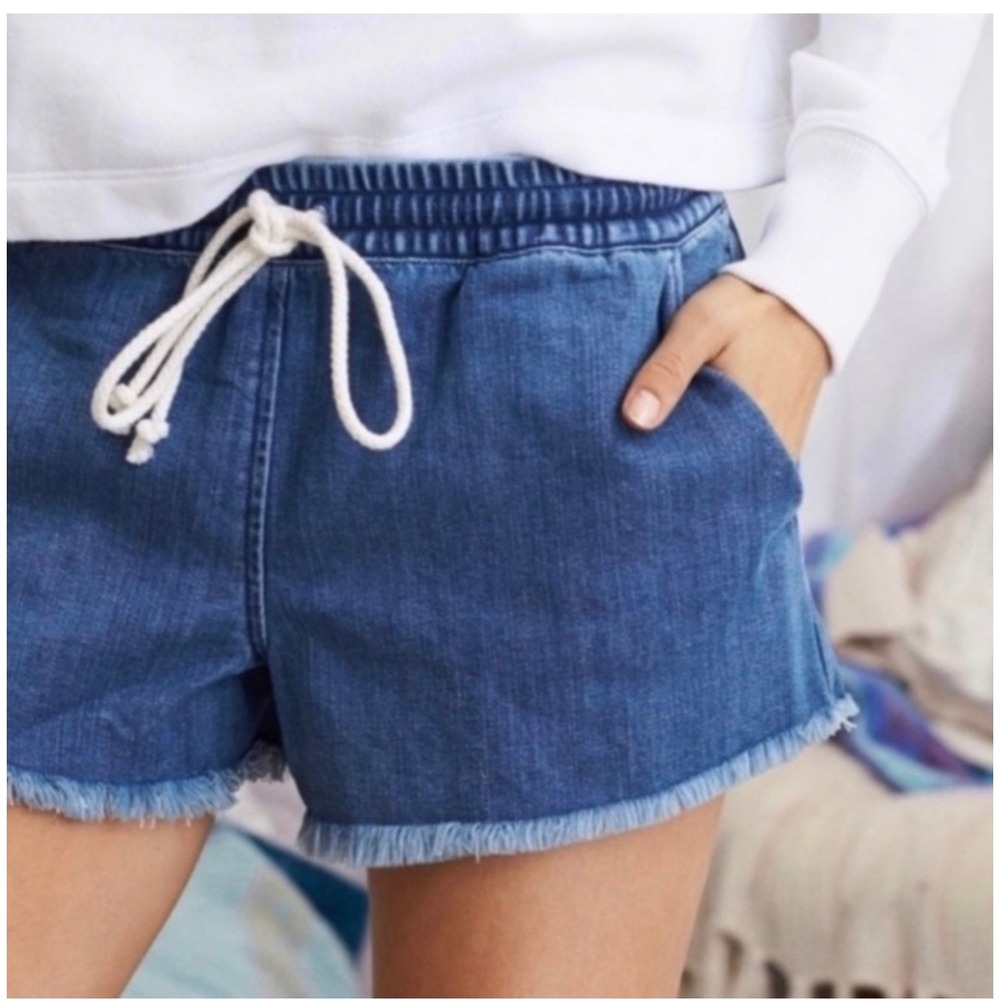 W1 Aerie Denim Lounge Shorts Raw Hem Drawstring Waist Blue Womens Size Medium